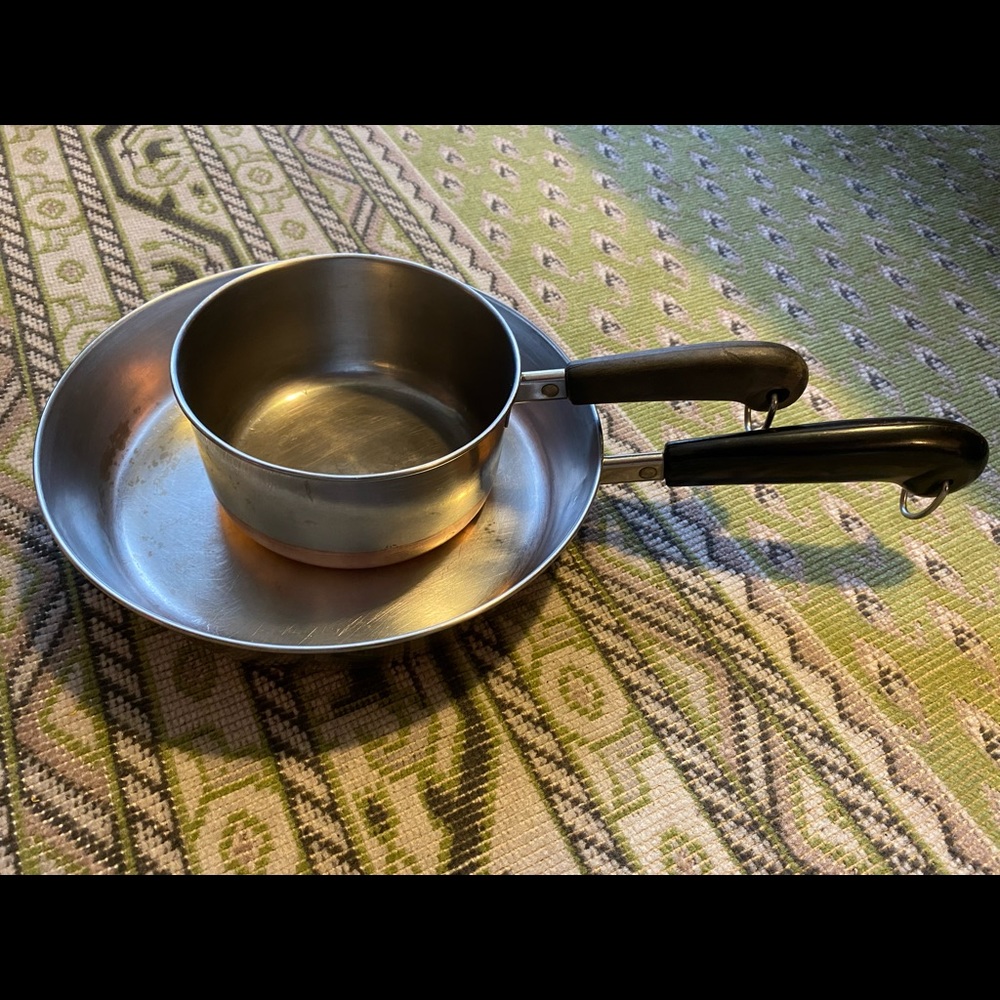 Vintage Revere Ware 9in pan and 1qt pot